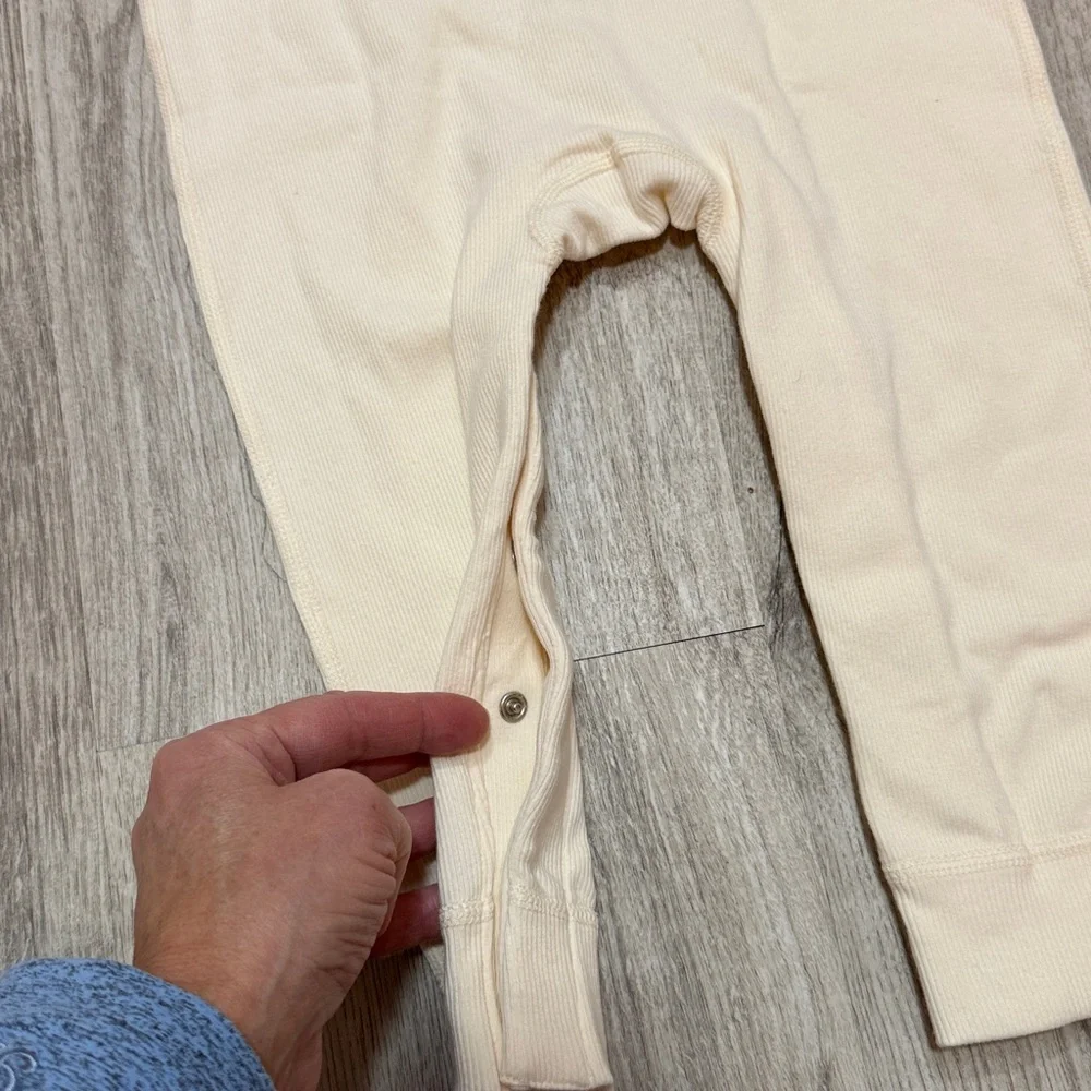 Hanna Andersson Cream onesie - Picture 5 of 5